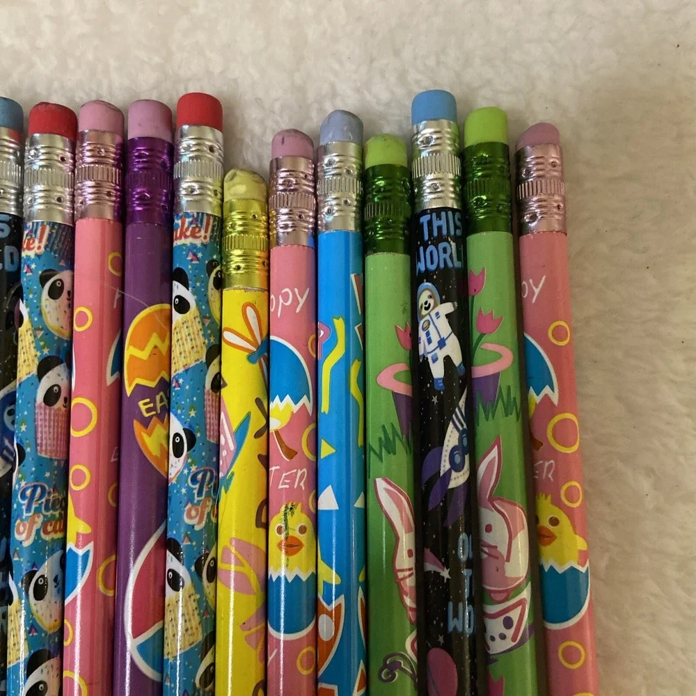 Novelty Pencils Various‎ Mixed Lot of 19 Halloween Holiday Skeletons Bunnies